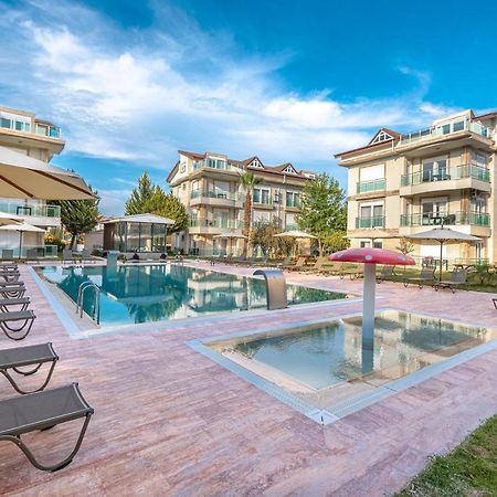 Belek Deluxe Suit Exteriör bild